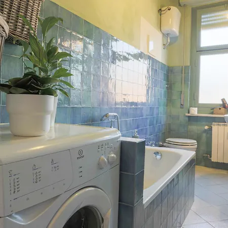 A 100m Dal Mare E Dal Gaslini Appartamento