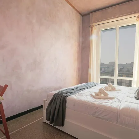 A 100m Dal Mare E Dal Gaslini *