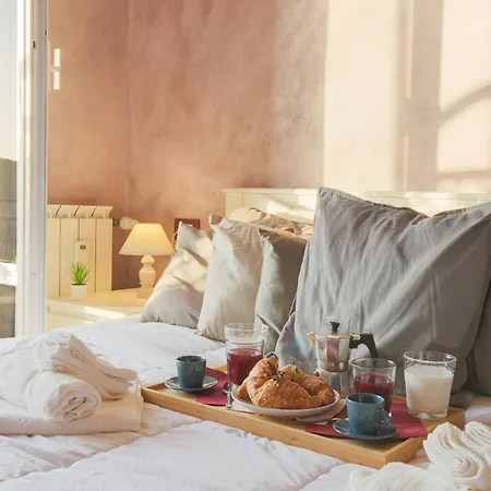 A 100m Dal Mare E Dal Gaslini